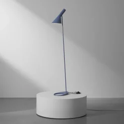 Louis Poulsen Gulvlamper > AJ design-gulvlampe blågrå