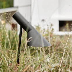Louis Poulsen Sokkellamper > AJ Garden sokkel 50cm jordstykke 830