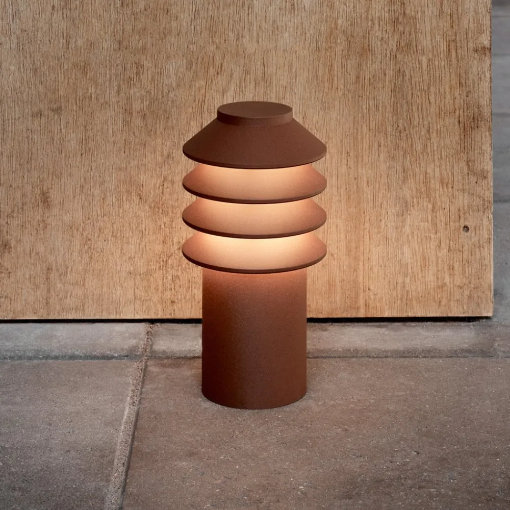 Louis Poulsen Sokkellamper > Bysted 25 Plade/Adapter corten 930