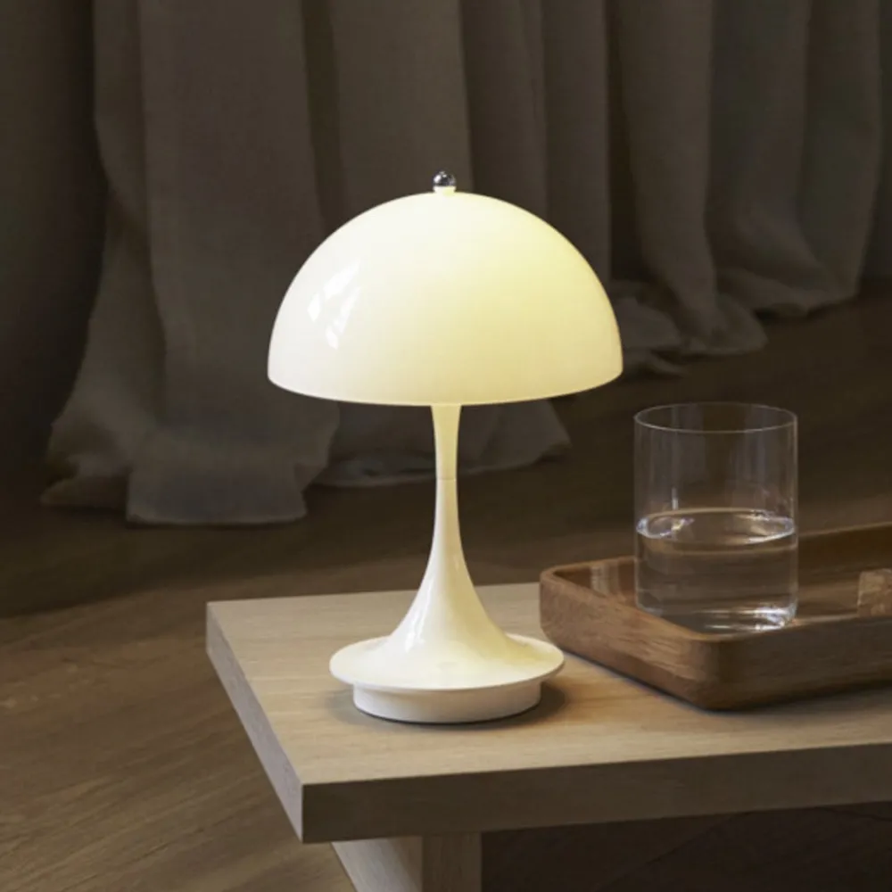Louis Poulsen Dekorationsbelysning > Panthella PORTABLE 160 V3, opalbeige