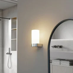 Lucande Væg- Og Spejllamper > Basolo væglampe til badeværelset, krom, højde 17,2 cm, glas