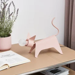 Bordlamper ^ Lucande bordlampe Idalina, kat, pink, jern, 38 cm