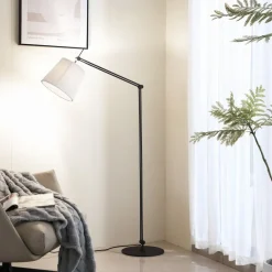Gulvlamper|Gulvlamper ^ Lucande gulvlampe Caelia, sort, tekstil, justerbar