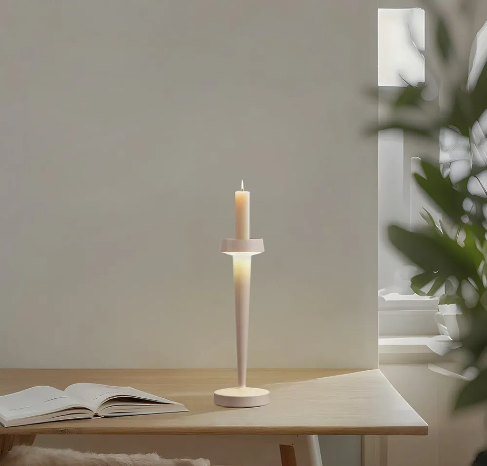 Dekorationsbelysning ^ Lucande LED-batteridrevet lysestage Lea, vase, beige, 28 cm