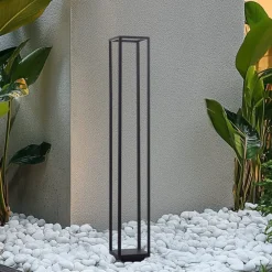 Gadebelysning ^ Lucande LED-gadelampe Thorvid, højde 120 cm, sort