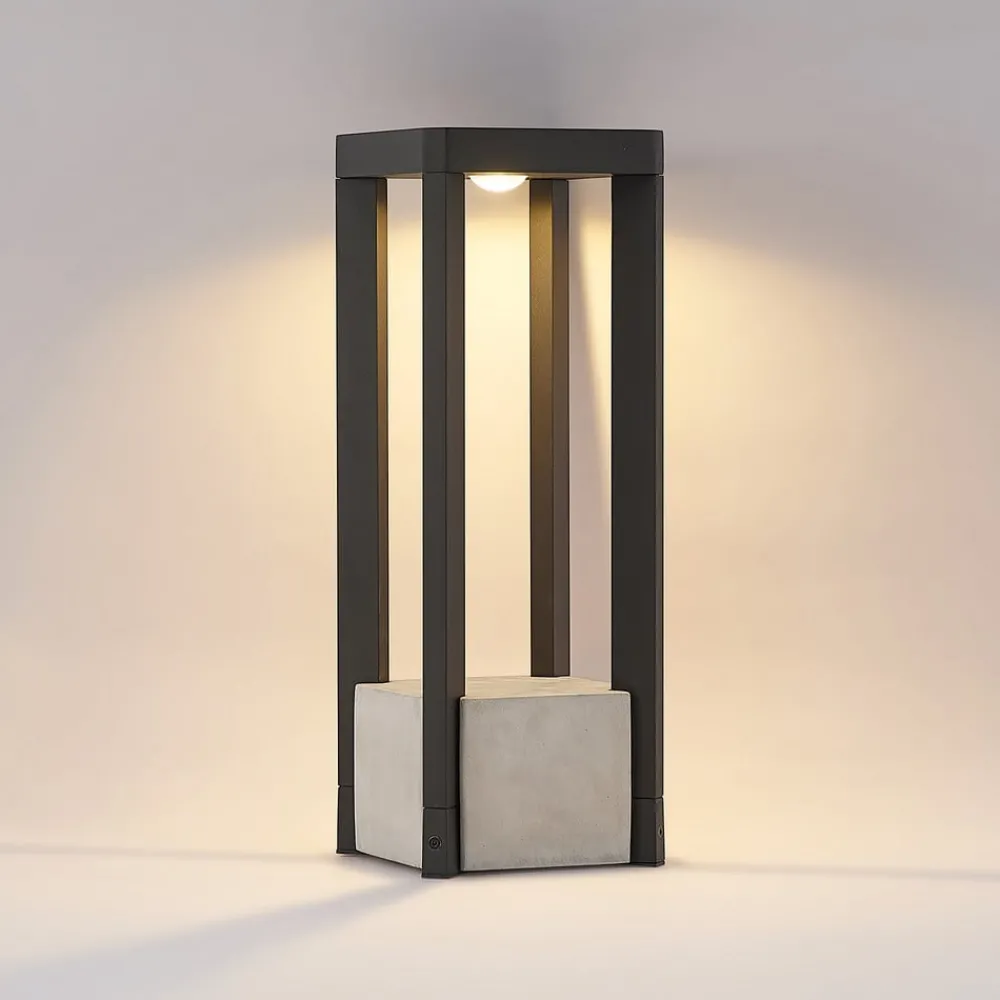 Terrassebelysning|Sokkellamper ^ Lucande LED-sokkellampe Kalisa, IP65, 42 cm, grå, metal