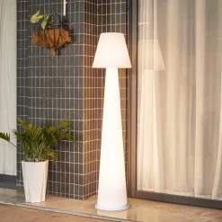 Terrassebelysning ^ Lucande LED-terrasselampe Gauri, hvid, 153 cm, IP44