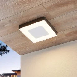 Lucande Udendørs Loftlamper > LED udendørs loftlampe Sora, kantet, sensor, IP54