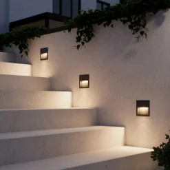 Terrassebelysning|Væglamper ^ Lucande LED-vægindbygningslampe Loya, 11,5x11,5 cm, grå, IP54