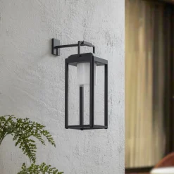 Lucande Væglamper > LED-væglampe Tilena, kantet, sort, aluminium