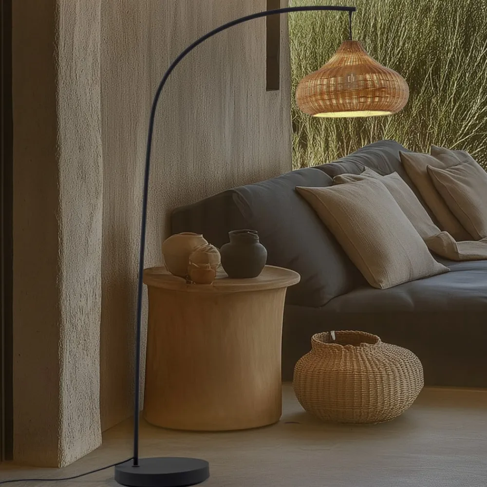 Terrassebelysning ^ Lucande udendørs gulvlampe Taniola, beige, rattan, 195 cm, IP44
