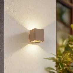 Lucande Terrassebelysning|Væglamper > udendørs LED-væglampe Aaron, beige, IP54, op/ned