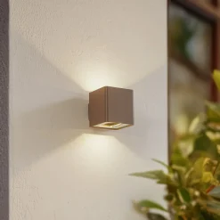 Lucande Terrassebelysning|Væglamper > udendørs LED-væglampe Aaron, brun, IP54, op/ned