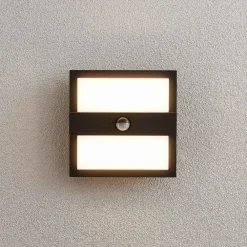 Lucande Væglamper > udendørs LED-væglampe Gylfi, 20 cm, sort, sensor