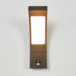 Væglampe Med Sensor|Væglamper ^ Lucande udendørs LED-væglampe Juvia, sensor, 27 cm, grå, IP54