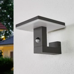 Lucande Væglampe Med Sensor|Terrassebelysning > udendørs LED-væglampe Olesia, 15 cm, sensor, IP54