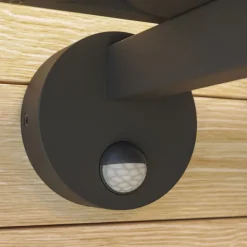 Væglampe Med Sensor|Væglamper ^ Lucande udendørs væglampe Ferda, sensor, opretstående antracit IP44