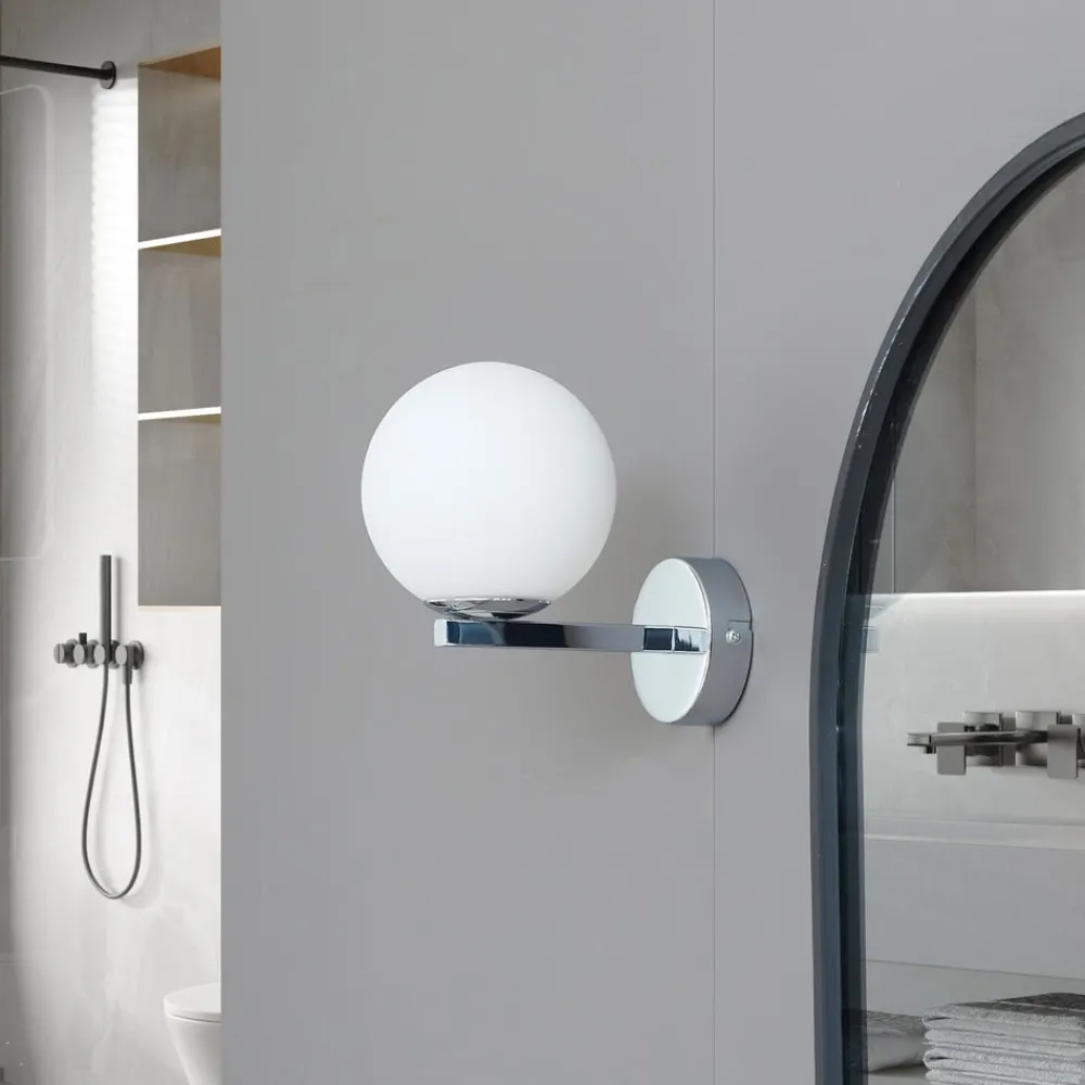 Lucande Væg- Og Spejllamper|Væglamper > væglampe Bidolo, kromfarvet, glas, Ø 12 cm, IP44