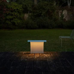 Sokkellamper ^ Luceplan Fienile LED-sokkellampe 32 cm lysegrå