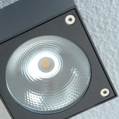 Lucande Udendørs Loftlamper > Lukas - terningeformet LED-udendørsloftslampe