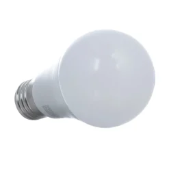 Dæmpbar Led-Pære|Smarte Lyskilder ^ LUUMR Smart LED E27 9W mat RGBW CCT ZigBee Hue