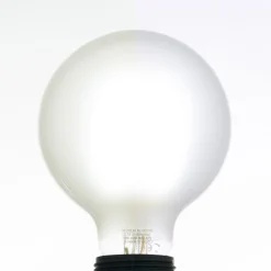 Dæmpbar Led-Pære|Smarte Lyskilder ^ LUUMR Smart LED-pære mat E27 G95 7W Tuya WLAN CCT