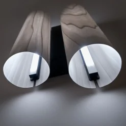 LZF LAMPS Bæredygtige Lamper > LZF Black Note Duplet væglampe, sort/ grå