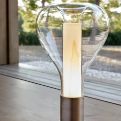 LZF LAMPS Bæredygtige Lamper > LZF Eris LED-bordlampe, glas, aluminium/elfenben