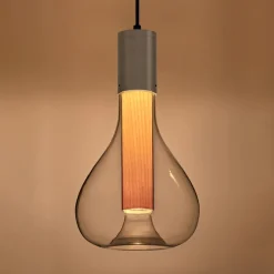 LZF LAMPS Bæredygtige Lamper > LZF Eris LED-pendellampe, glas, aluminium/bøg