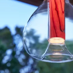 Bæredygtige Lamper ^ LZF LAMPS LZF Eris LED-pendellampe, glas, aluminium/kirsebær