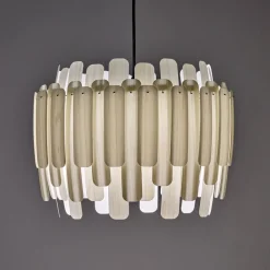 Bæredygtige Lamper ^ LZF LAMPS LZF Maruja pendellampe i træ, bøg