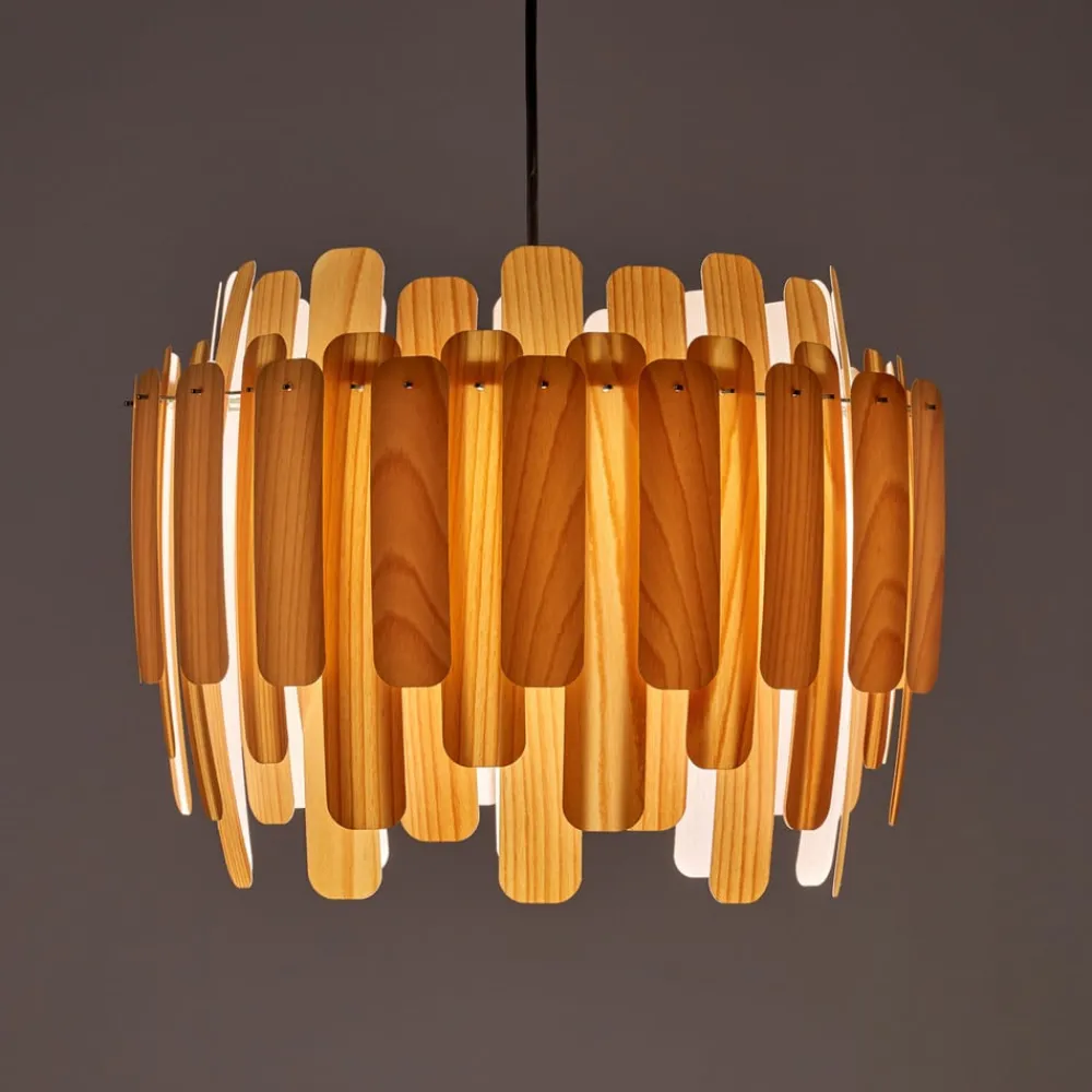Bæredygtige Lamper ^ LZF LAMPS LZF Maruja pendellampe i træ, bøg