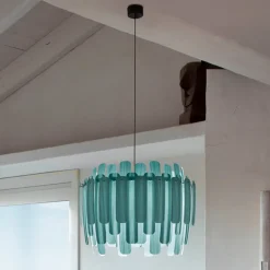 Bæredygtige Lamper ^ LZF LAMPS LZF Maruja pendellampe i træ, blå
