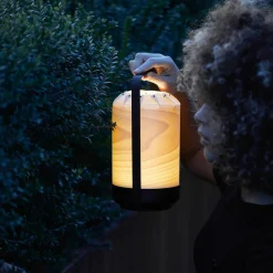 Bæredygtige Lamper ^ LZF LAMPS LZF Mini Chou LED-bordlampe, batteri, bøg