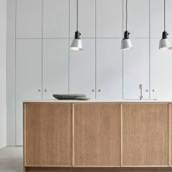 midgard Arbejdsrum/Kontor > K831 hængelampe, naturlig aluminium