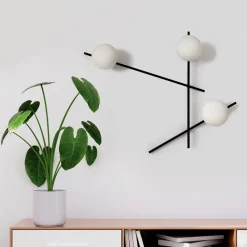 Væglamper|Væglamper ^ Sforzin Mikado væglampe, mælkehvidt glas, 3 lyskilder