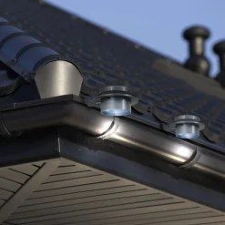 Dekorationsbelysning|Solcellelamper ^ Näve Mistra LED-solcellelampe t. tagrende, deko, 6 stk