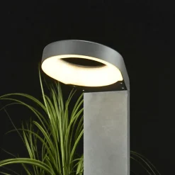 Lucande Gadebelysning > Moderne LED-gadelampe Jarka