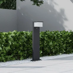 Gadebelysning ^ Trio Lighting Nestos LED-stibelysning med bevægelsessensor, IP54