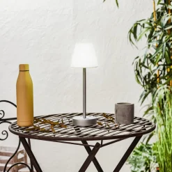 Dekorationsbelysning|Terrassebelysning ^ Newgarden Lola Slim LED-bordlampe, batteri, grå