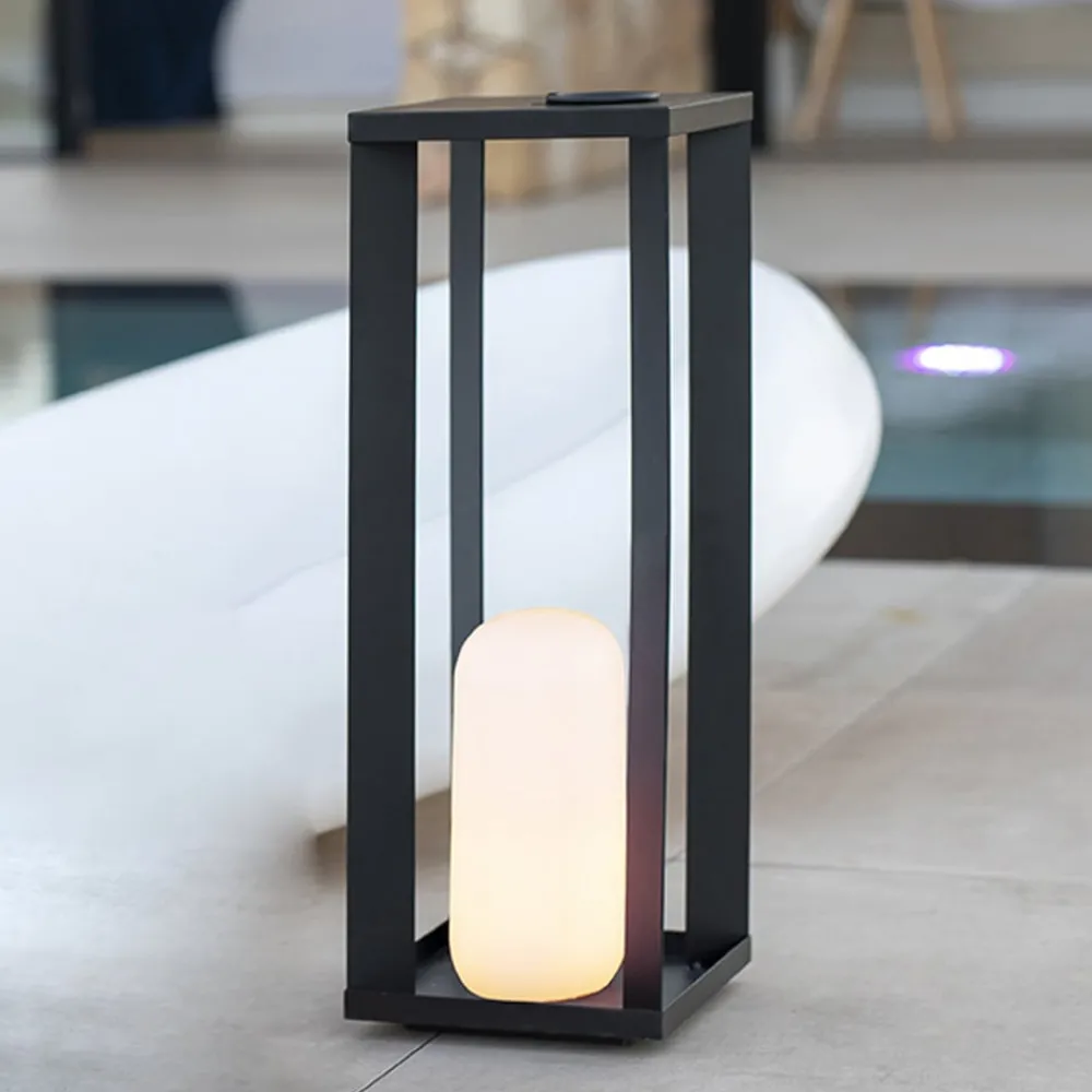 Dekorationsbelysning|Terrassebelysning ^ Newgarden Siroco LED terrasselampe, højde 50 cm
