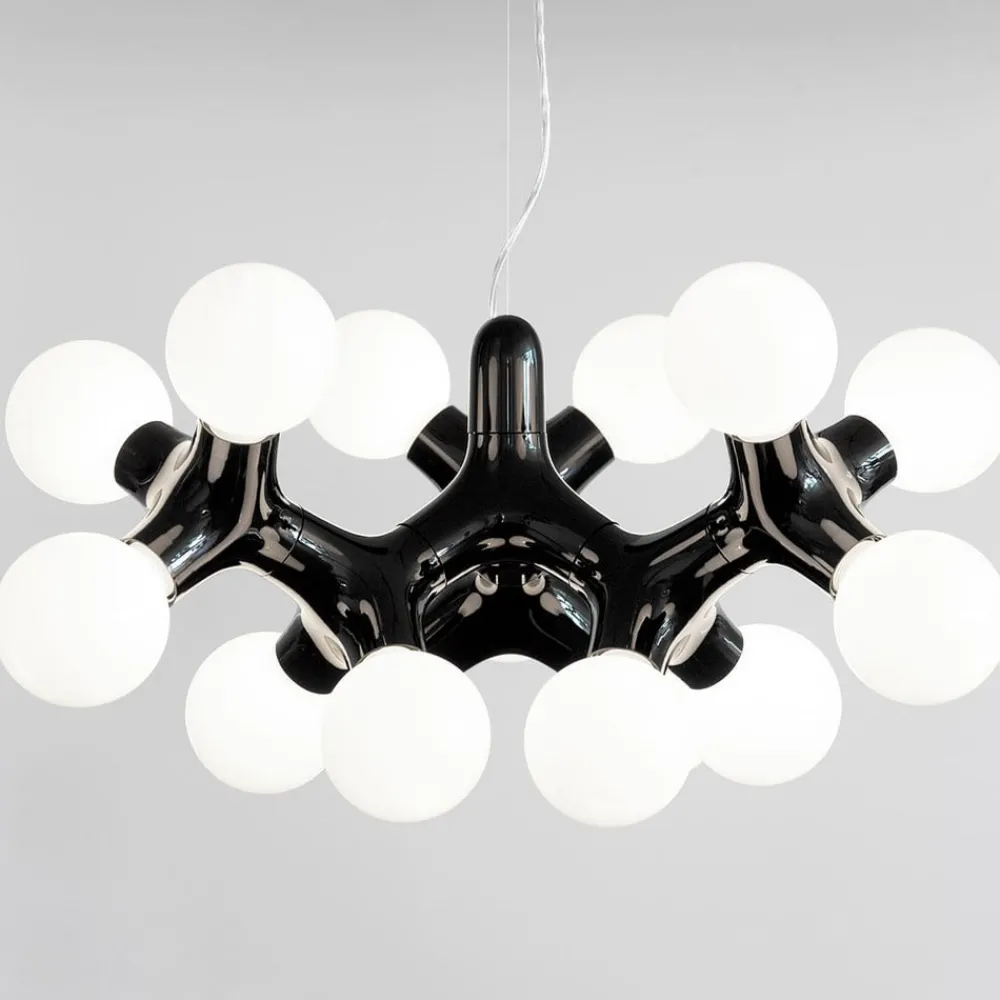 next Lysekroner > DNA ChandelierXL - Lysekrone i sort