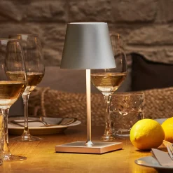 Sigor Dekorationsbelysning|Terrassebelysning > Nuindie mini LED genopladelig bordlampe, Easy Connect, sølv, dæmpbar.