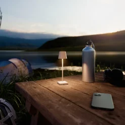 Sigor Dekorationsbelysning|Terrassebelysning > Nuindie pocket LED genopladelig bordlampe, beige, IP54, dæmpbar