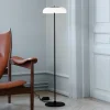 Nuura Aps Gulvlamper > Nuura Blossi Floor Ø 29 LED-gulvlampe, sort/hvid