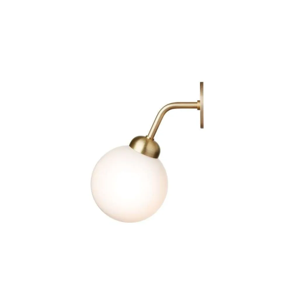 Nuura Aps Væglamper > Nuura væglampe Apiales fast kablet 22 cm, messing/opal