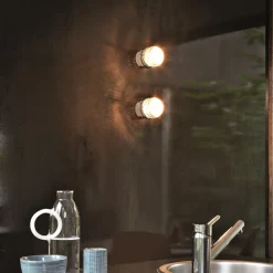 Oluce Væg- Og Spejllamper > LED-væglampe Fresnel, hvid, aluminium, glas, 2.700 K