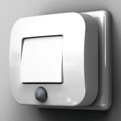 OSRAM Natlys > LED-stikkontakt-natlampe LUNETTA HALL PIR-sensor hvid