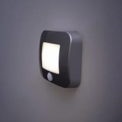 OSRAM Natlys > natlampe NIGHTLUX HALL, sølv Sensor, batteri IP54