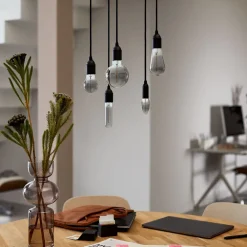 Philips Led Pærer > Classic LED-pære røgfarvet E27 ST64 2,3W